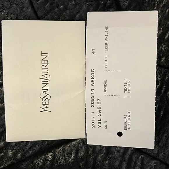 Yves Saint Laurent Black Leather Easy Bag. Lambskin leather. 9.5 out of 10. - Picture 16 of 16